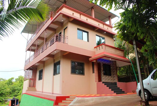 Chaitanya Niwas