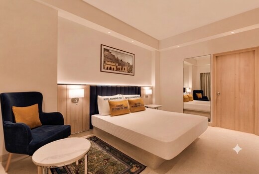 Hotel Diamond Inn