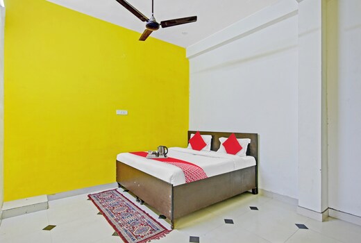 OYO 82775 Radhe oyo hotel