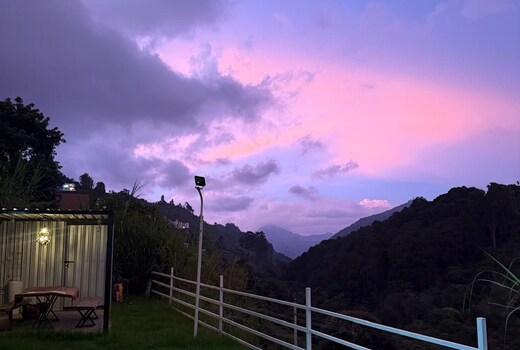 We R STAYS Kodaikanal
