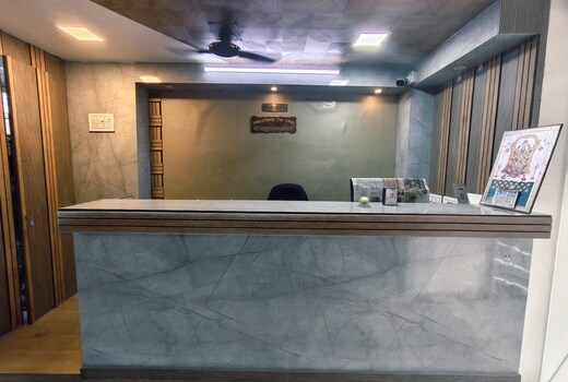 Semmeen Lodge