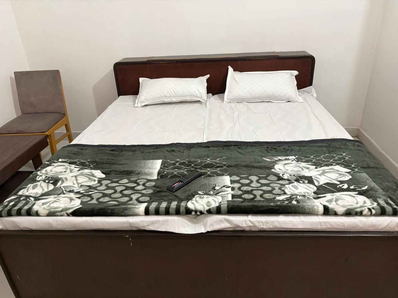 Nilokheri Guest House