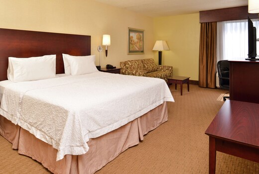 Hampton Inn by Hilton Staunton