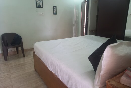 Hitisha Home stay