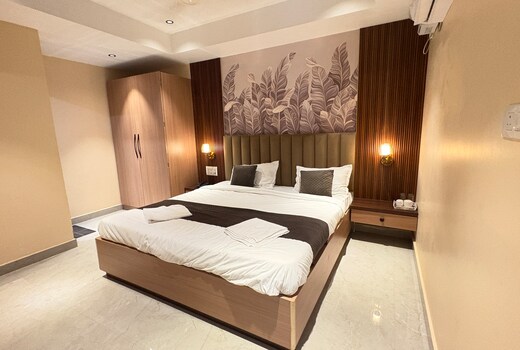 Aarambh Banquets and hotel , Jhansi