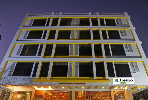 Treebo Royal CM - City Center