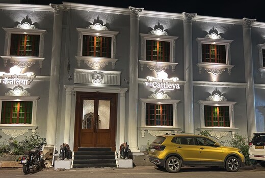 The Cattleya Hotel Near Marol, Andheri East