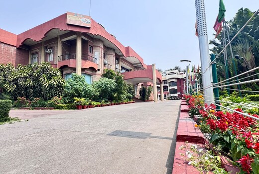 Red Bishop Tourist Resort