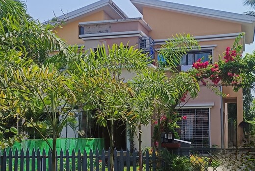 Raichak Holiday Home