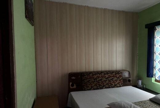 Gunjan Guest House