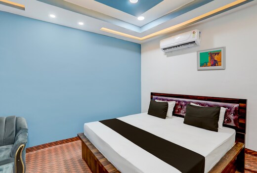 Hotel O Flagship Om mandap Hotel and restaurant