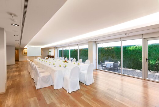 DoubleTree by Hilton Buenos Aires