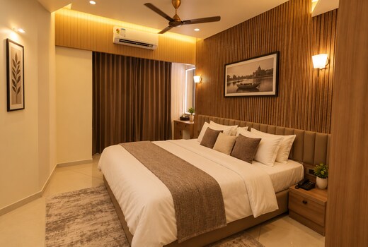 Hotel 9 Square Rajkot