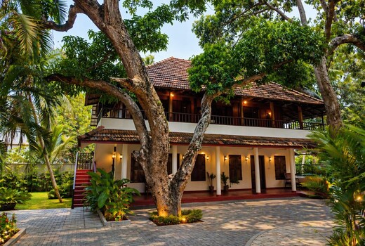 Aaria Beach Resort & Spa