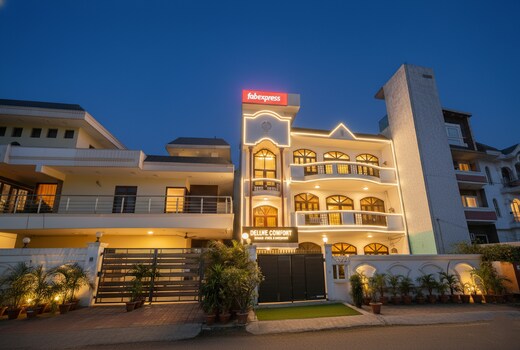 FabHotel Ivy Inn - Nr ISKCON Temple Noida Sec 35