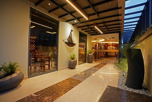 Hotel Nakshatra palace