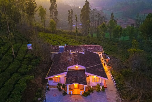 Silver Dale Tea Estate Bungalow Ooty by VOYE HOME