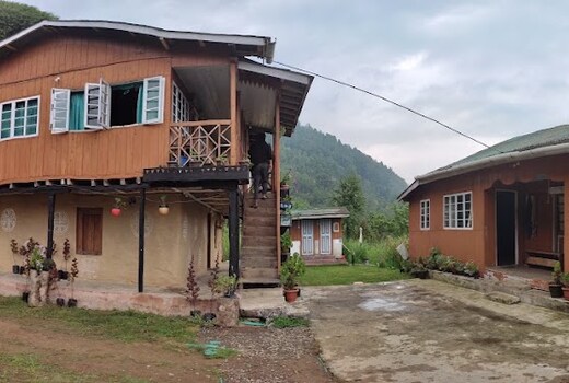 Escapade Hostels