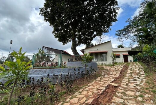 ACRE5 Homestay