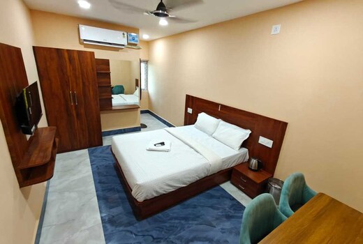 Hotel O Atala Main Road Bhubaneswar