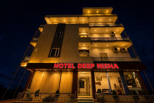 Hotel Deep Nisha