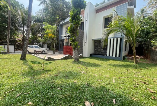 VAR ZenHaus 2 AC 3 Rooms Pvt Garden No Kitchen