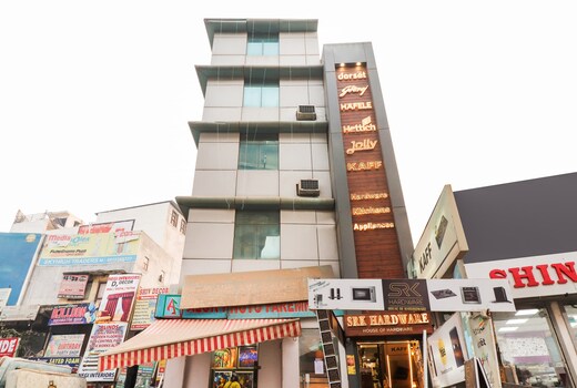 Hotel O Moonlight Residency