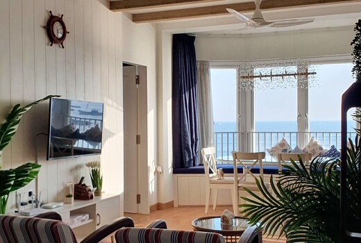 Tranquility - Seafacing 3BHK Luxury Apartment