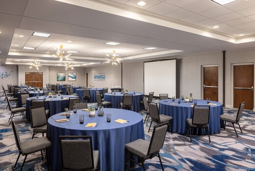 Crowne Plaza FT. MYERS GULF COAST