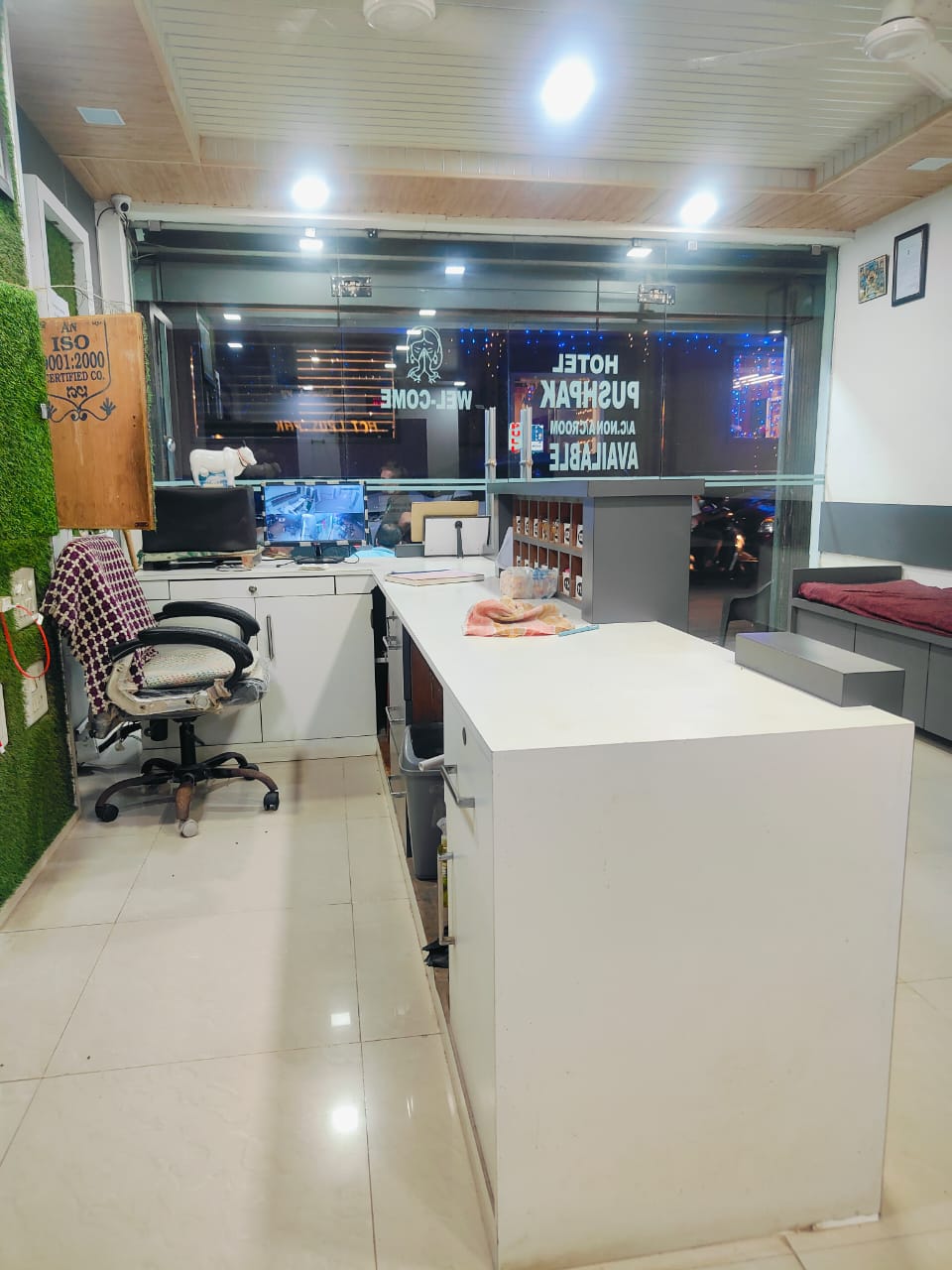 Main gallery