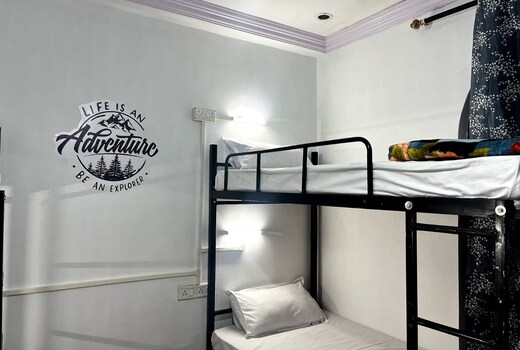 Bunkyard Backpackers & Hostel || Near Mall Road