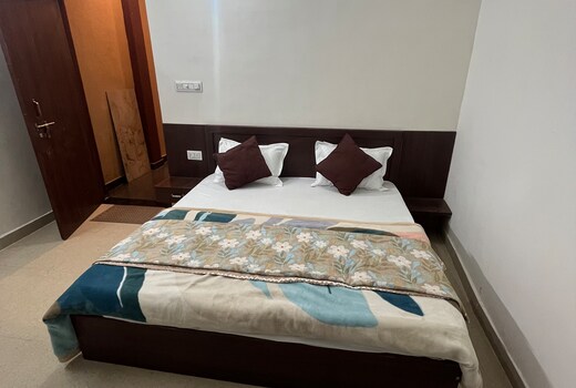 Hotel Dayalu Palace