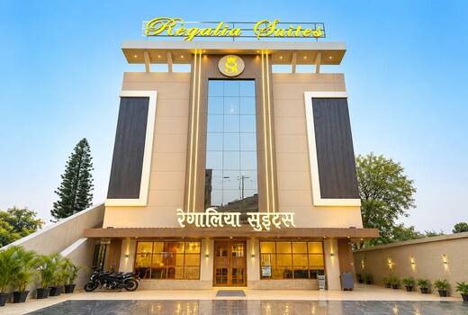 Hotel Regalia Suites