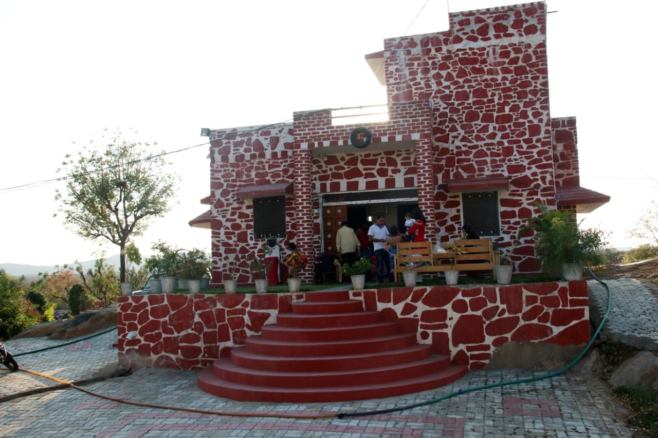 Hariyav Garh Resort