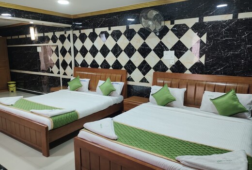 Alfalah Residency A/C ( 45 Minutes from Rameshwaram)