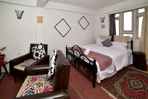 Hideout Homestay Budget