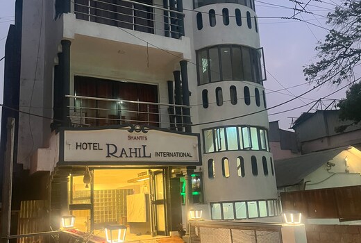 Hotel Rahil International