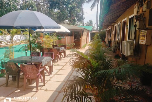 Samaira Guest House