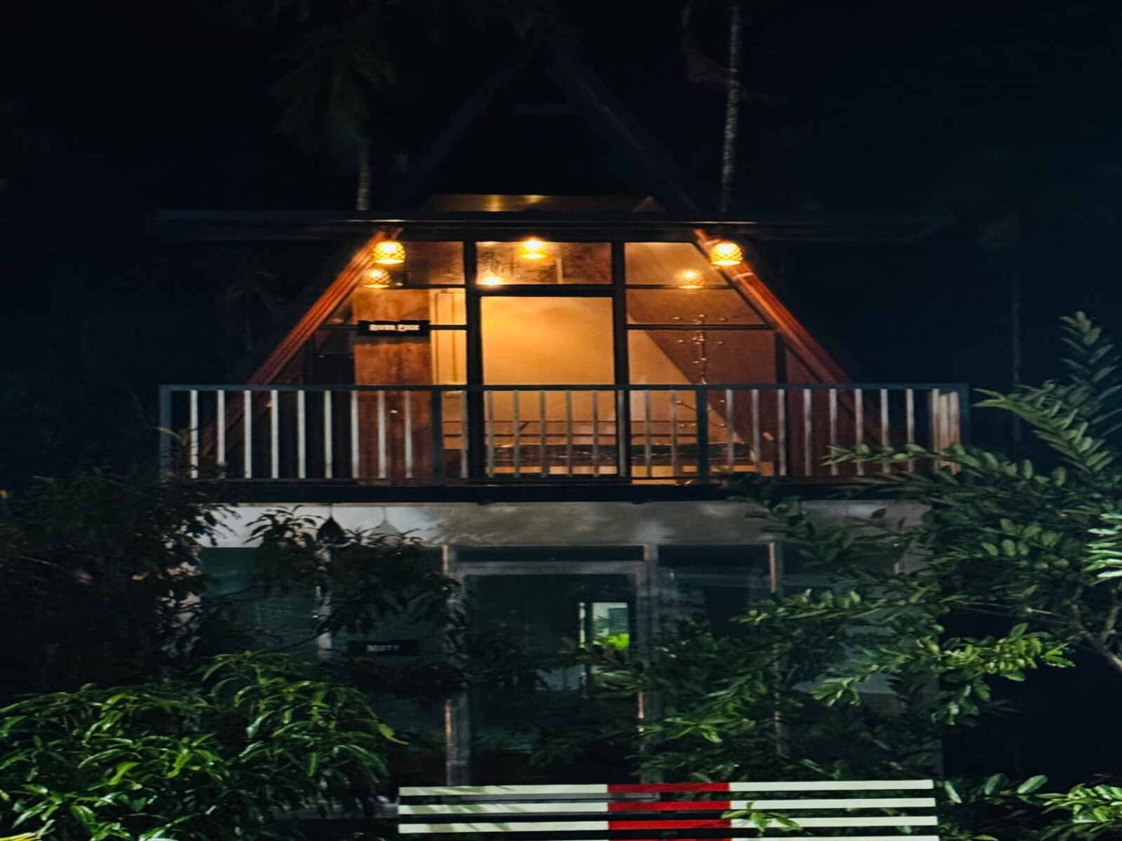FRONTIER RESORT