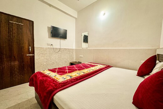 Hotel Krishna Dham