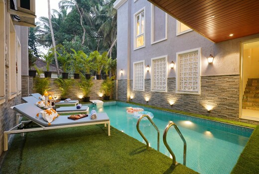 EKOSTAY - Grey Goose Villa
