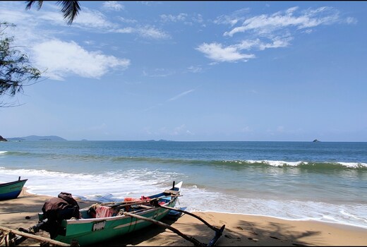 Kamaxi Beach Resort, Pollem