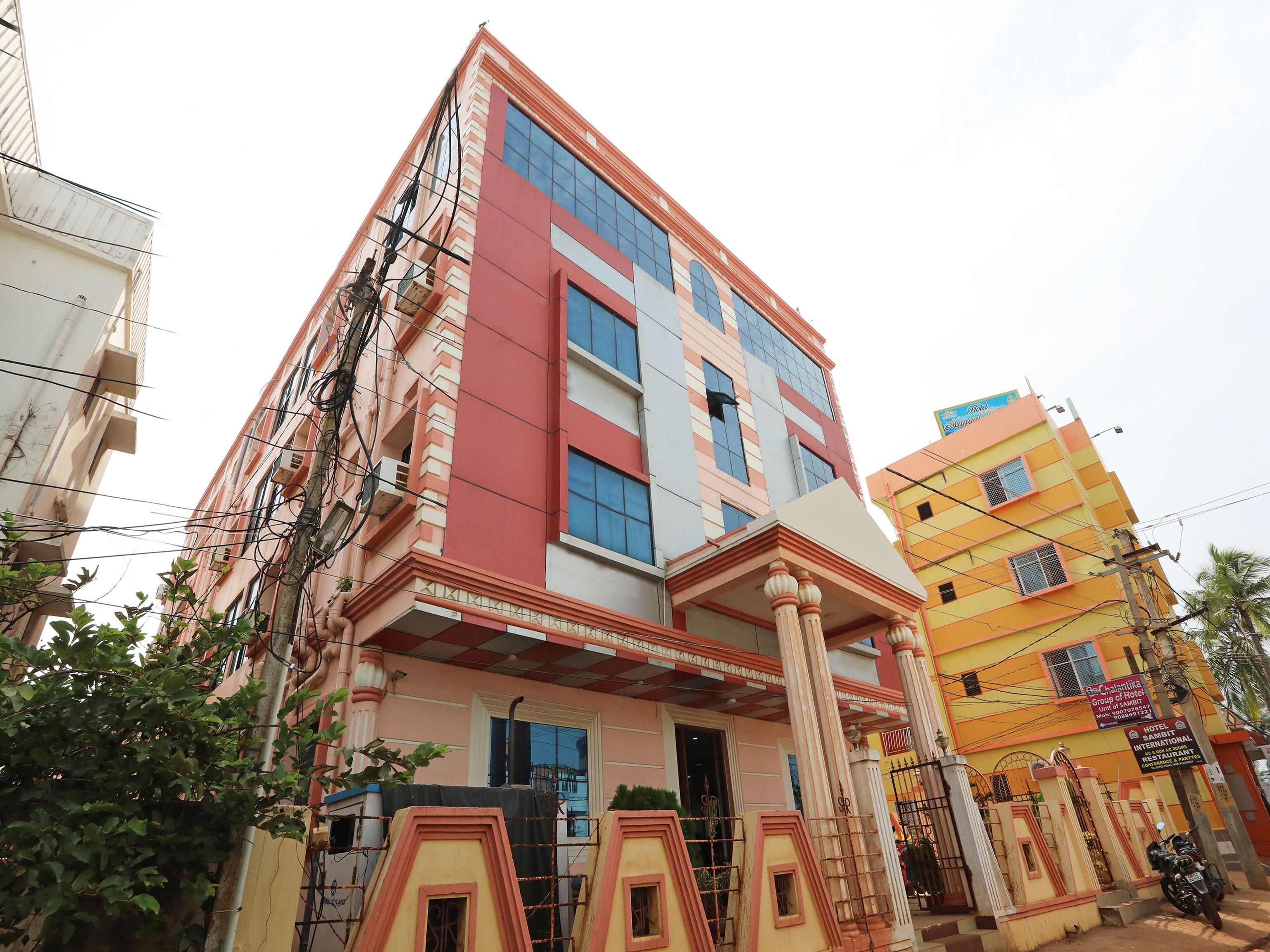 Hotel Sambit International Near Sea Beach