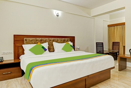 Treebo Celebrity Hotels And Suites