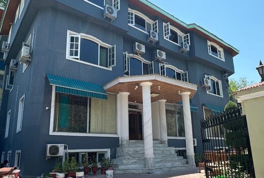 Hotel Nishat View