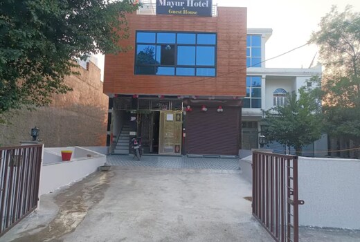 Mayur Hotel & Guest House