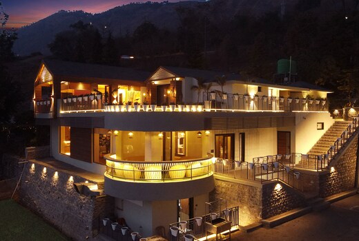 ama Stays and Trails Whispering Pines , Bhimtal