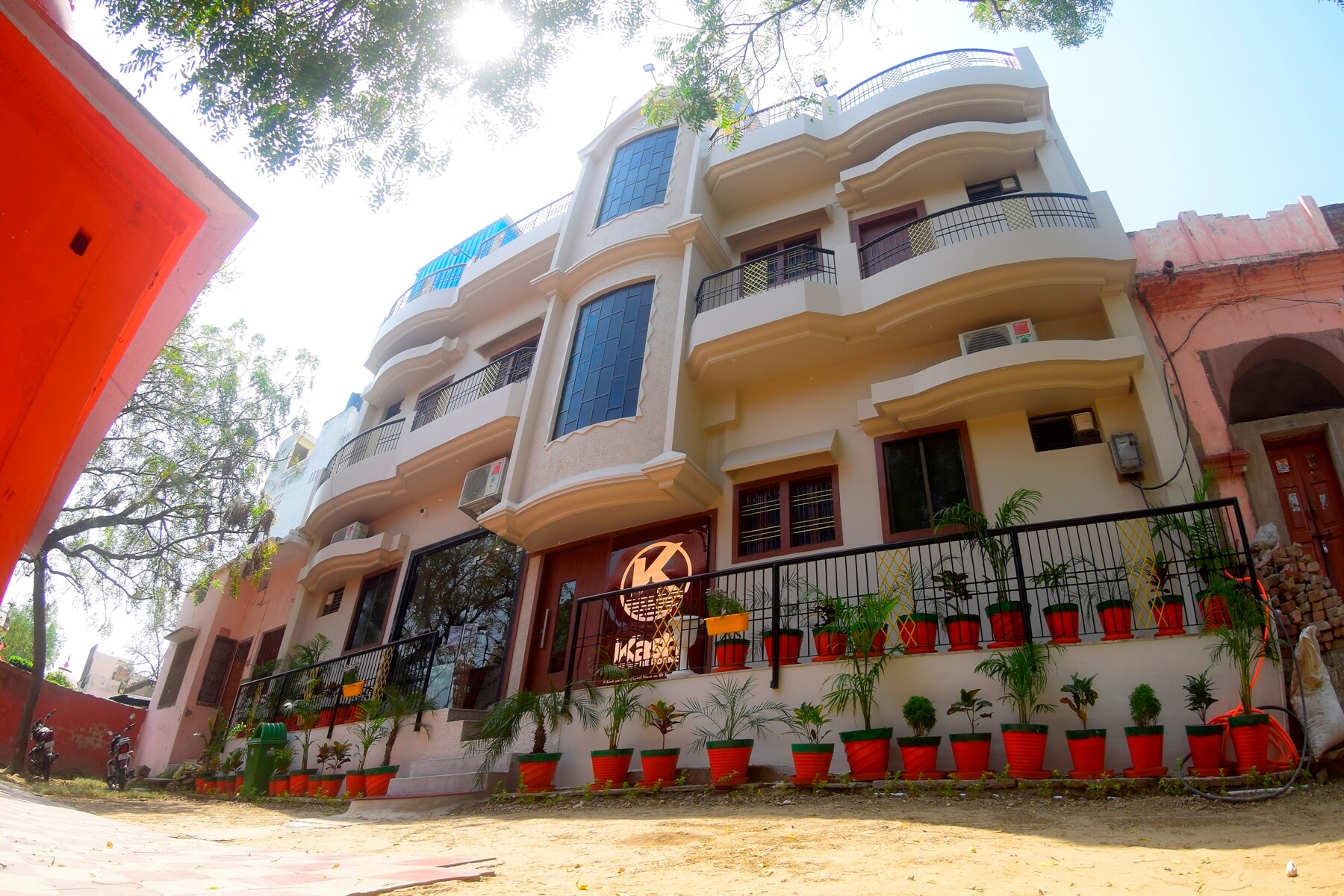 The Kashi Residency