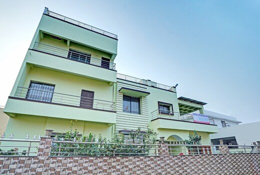 Hotel Diamond Inn