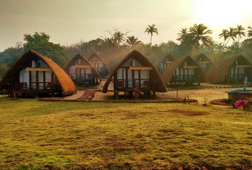 Golven Resort I Restaurant & Pool
